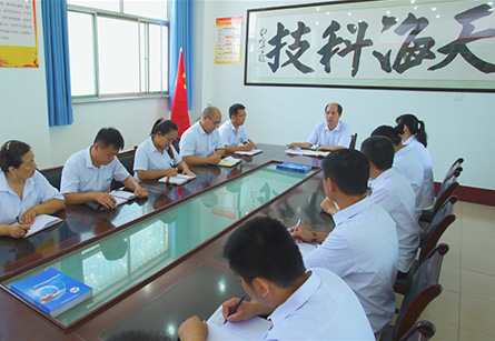 天?？萍夹麄髌臄z花絮